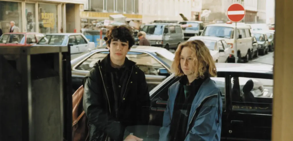 Benny's Video filminden bir kare heneke şiddetin sineması