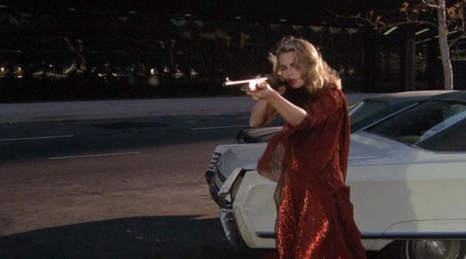 liptstick margaux hemingway filmde ikonik sahne