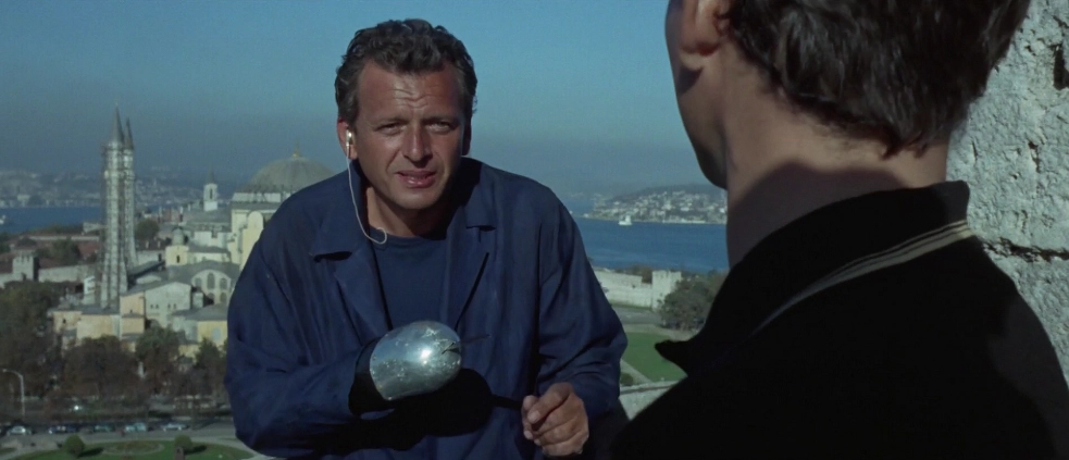 that man in istanbul filminden istanbul manzarası