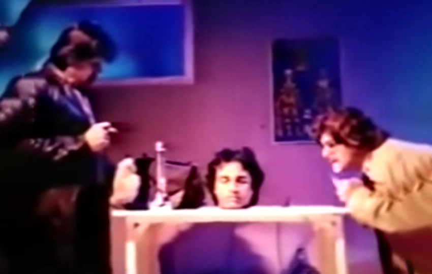 Sarkata Insaan film sahnesi